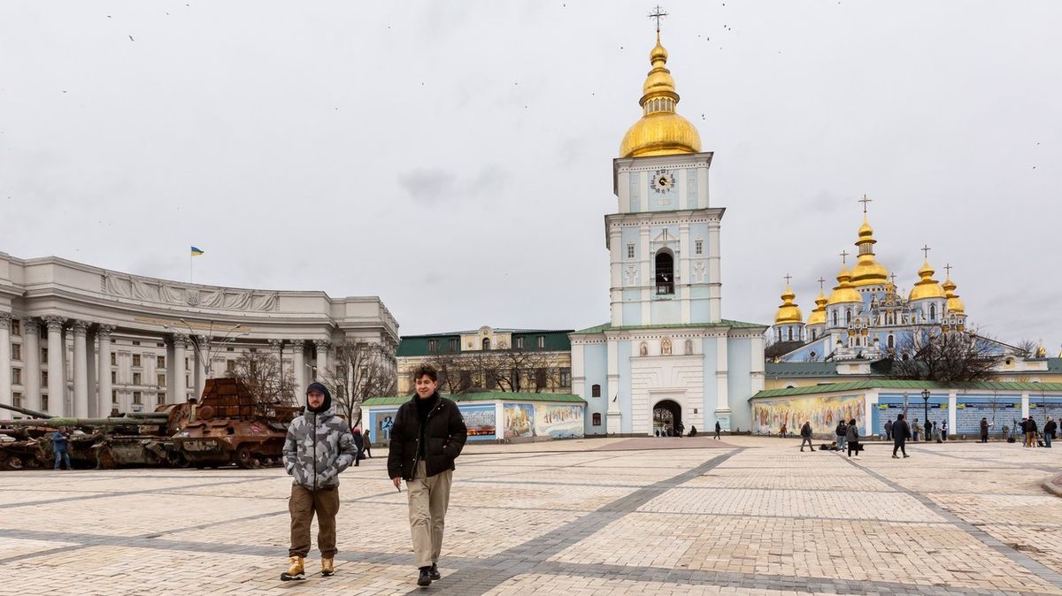 Ukrajina nepodceňuje zítřejší datum, děti raději nechá doma